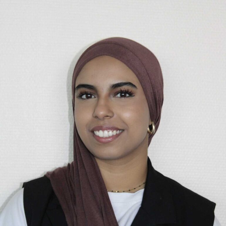 Portret picture of Ifrah Sheikh, PhD researcher in the SLUGGER project.